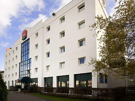 Отель Ibis Paris Le Bourget Ла-Курнёв Экстерьер фото